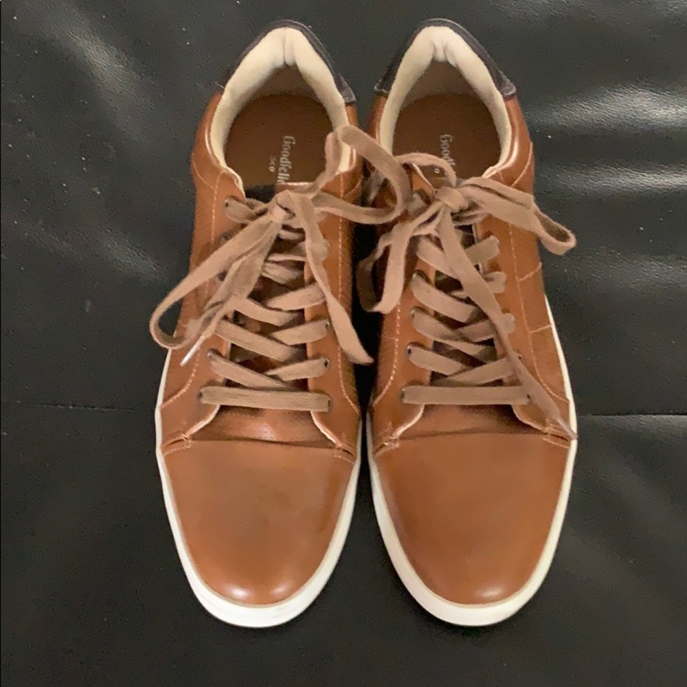 Men’s Casual Shoes